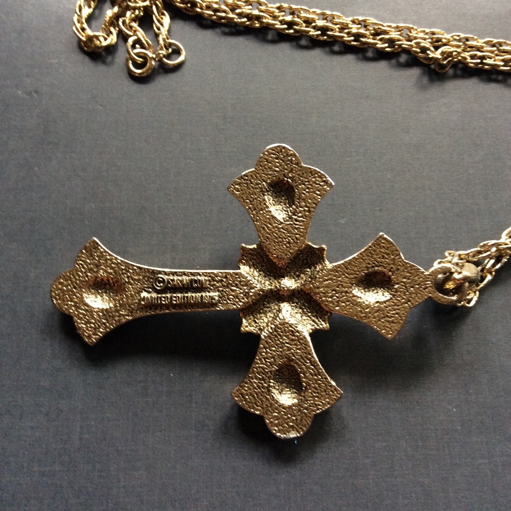 Vintage: 1975 Sarah Coventry Peace Cross. - Picture 5 of 11